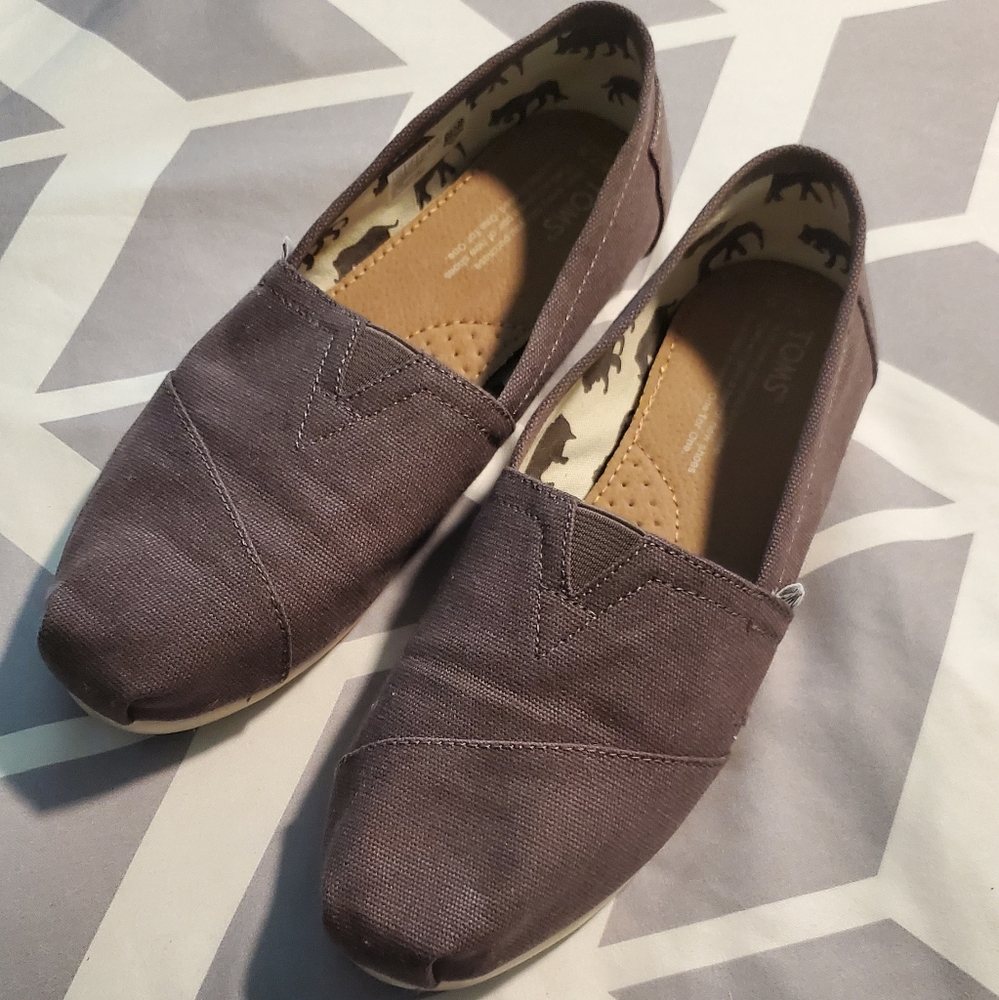 Toms shoes